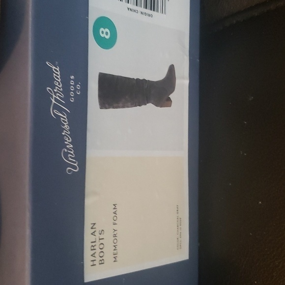 NWT Universal Thread Grey Harlan Boots - Picture 2 of 5